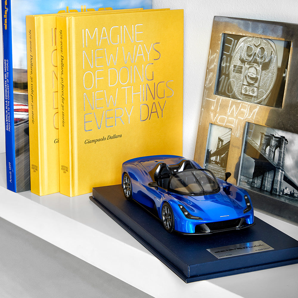 Dallara Stradale Scale Model 1:18 Spider | Blue