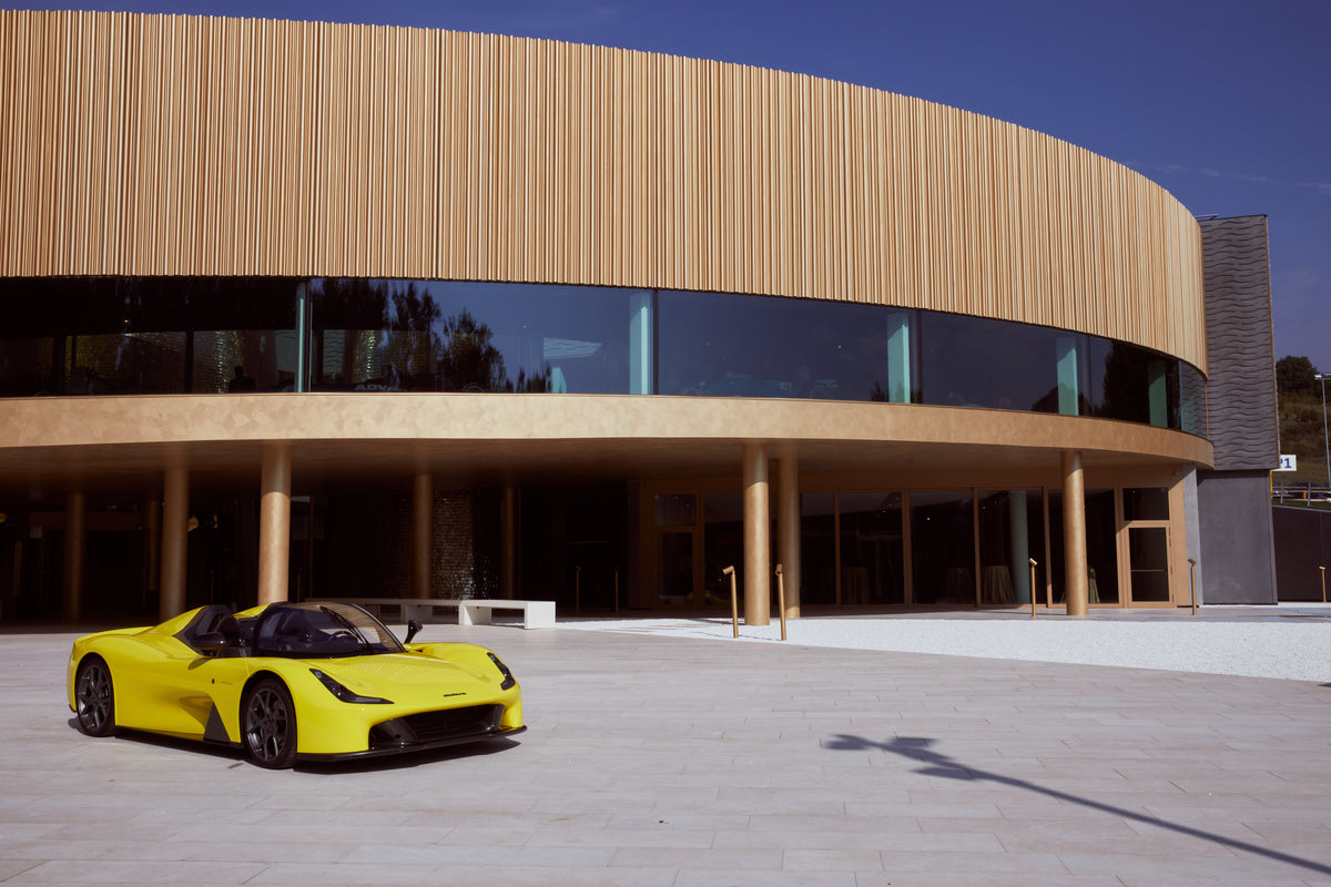 Dallara Store